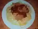 Parasztcsorba és bolognai spagetti házi kecsappal és darálthússal