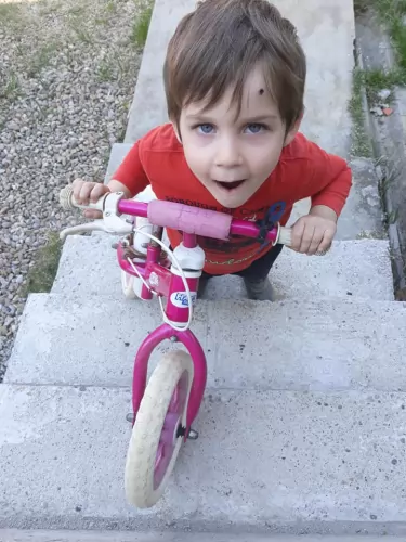 Biocomos grape cseppel kezeljük baleseteket.