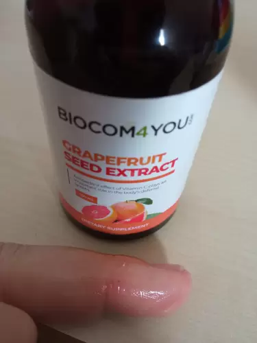 Mikor tövis megy a kezedbe