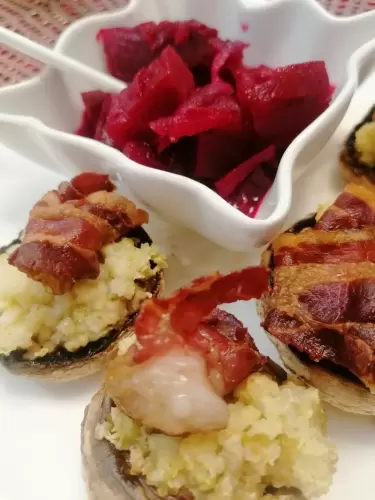 Cină Reg-enor/ Ciupercuțe umplute