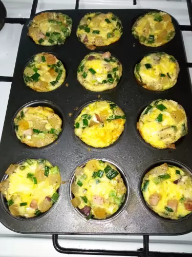 Tojás muffin gazdagon