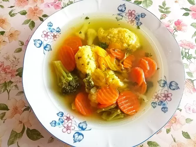 Bőséges ebéd a család minden tagjának, regenorosan