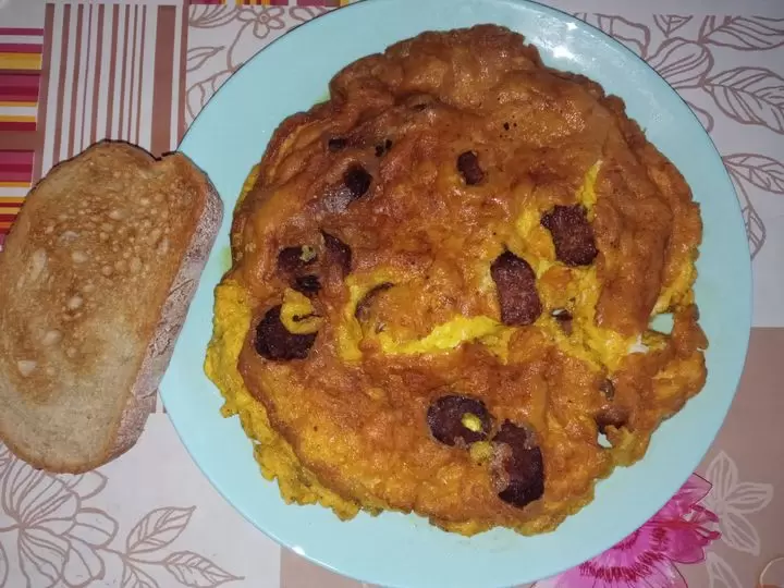 Laktatós reggeli tálalva