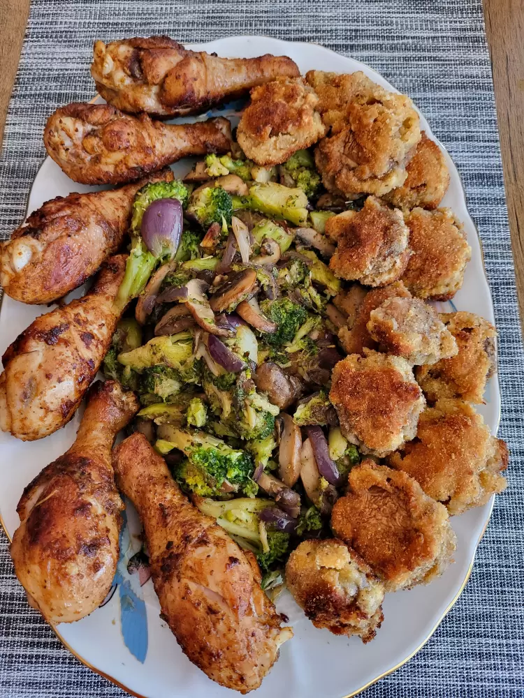 Regenoros bőségtál " Ibolyásan"