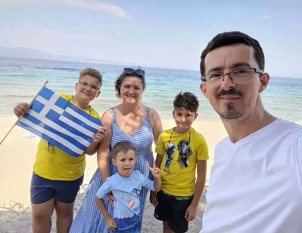 Nyaralás anyamódban: kikapcsolódás és biztonság 2in1